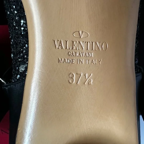 Valentino Garavani Rockstud Ballet Flats 🖤 - Picture 10 of 10